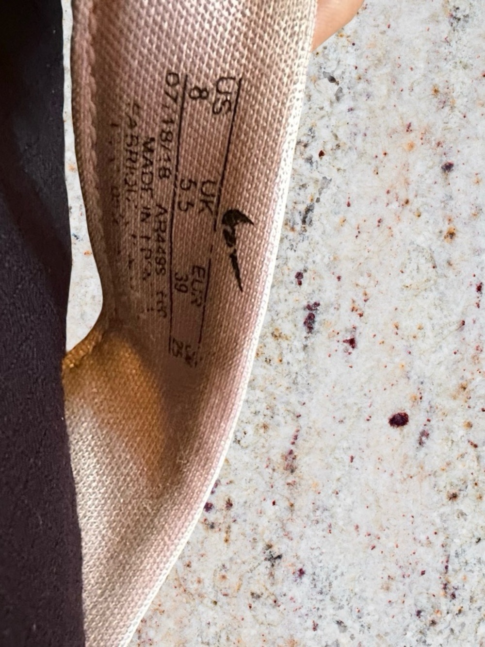 🌸 NIKE Women’s Light Pink/Blush Flip Flops - Picture 5 of 5